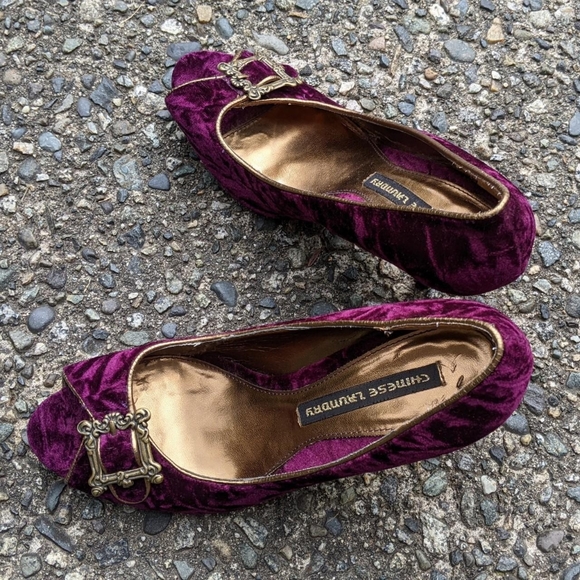 Chinese Laundry crushed velvet gothic princess heels - Picture 3 of 4